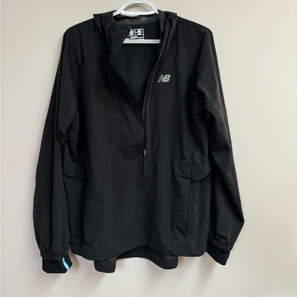 NWOT 1/2 zip running jacket - Picture 5 of 7